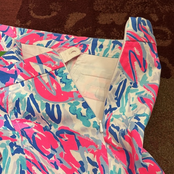 HAZELLE STRETCH SHORTS - Picture 4 of 6